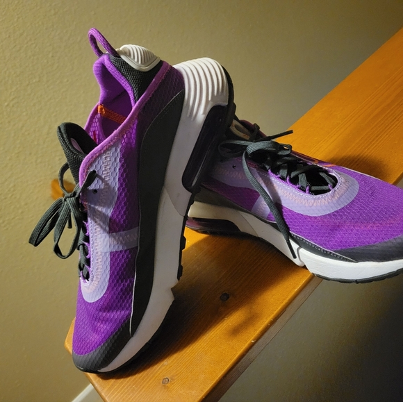 Nike Air Max 2090 - Picture 3 of 5